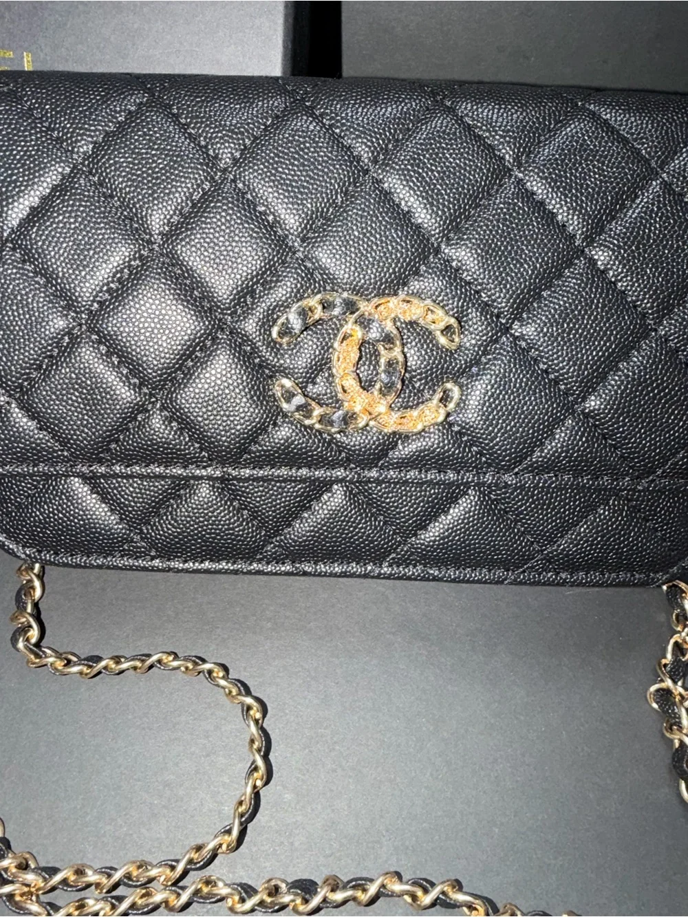 Chanel beaute makeup bag cosmetic chain quilted leather wallet on chain - Picture 3 of 11